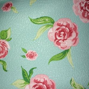 Meet your Posher, Sierra